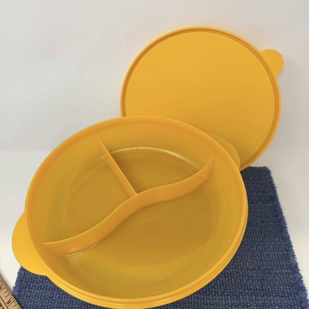 Vintage Tupperware Crystalwave Large Divided Dish Yellow Lid Meal Keeper Y2K